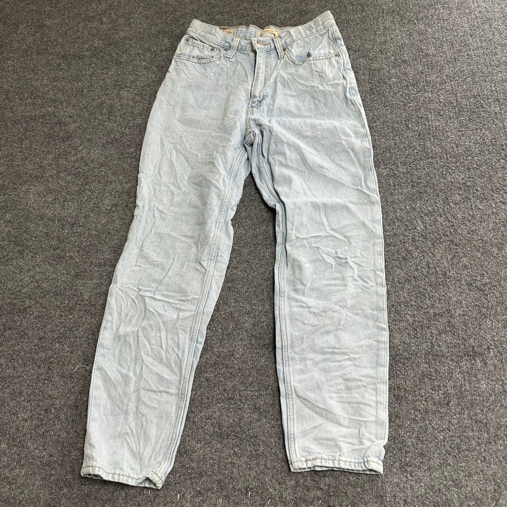 Levi's Premium Jeans Womens 27 Light Wash 80s Mom Jean Tapered High Rise Denim